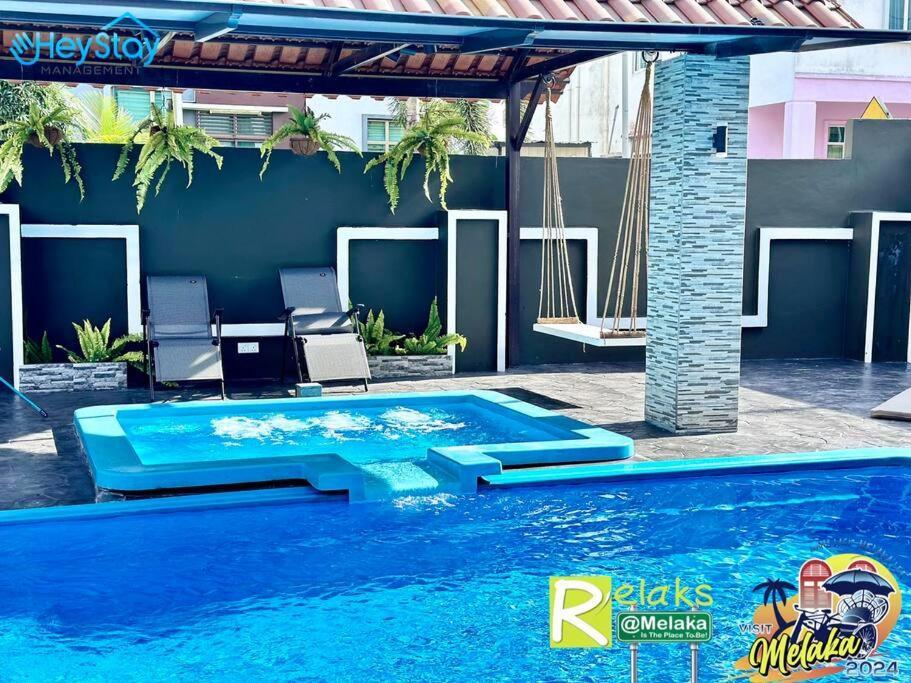 20pax4b3b Privatepool /karaok/pooltable/bbq * Malacca