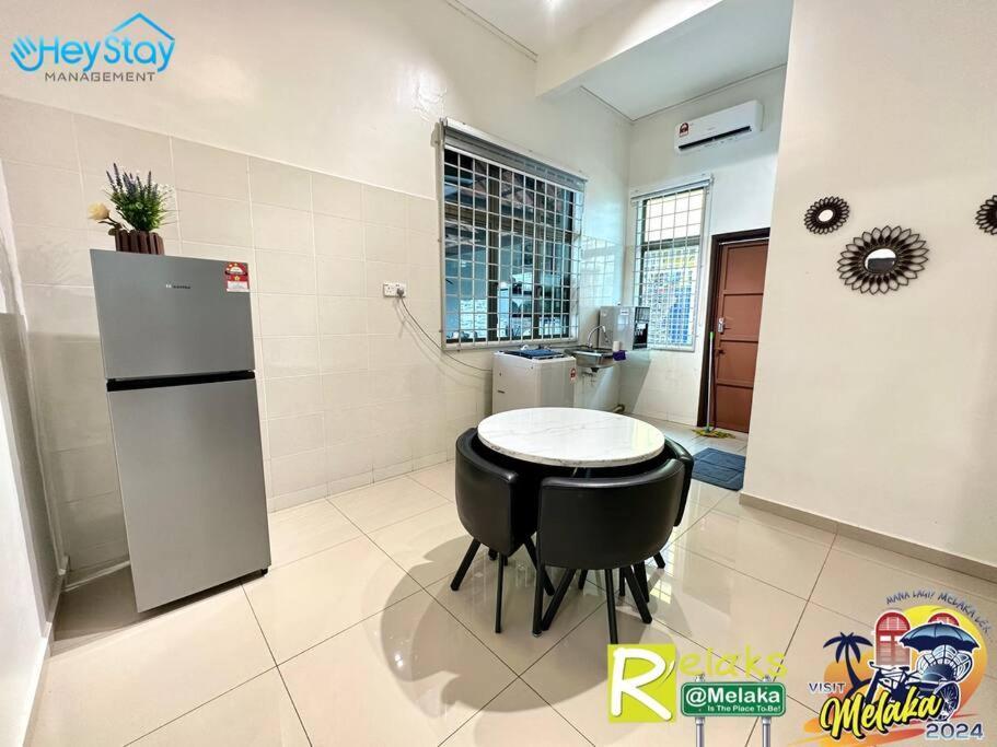 Holiday home 20pax4b3b Privatepool /karaok/pooltable/bbq Malacca