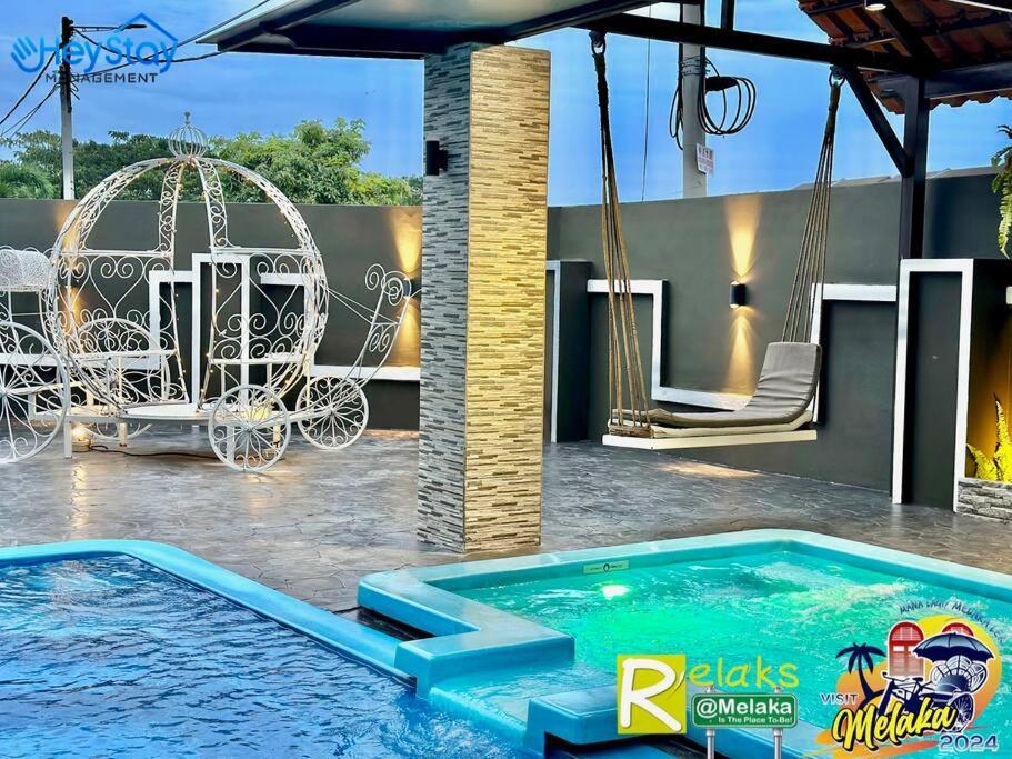 Holiday home 20pax4b3b Privatepool /karaok/pooltable/bbq *